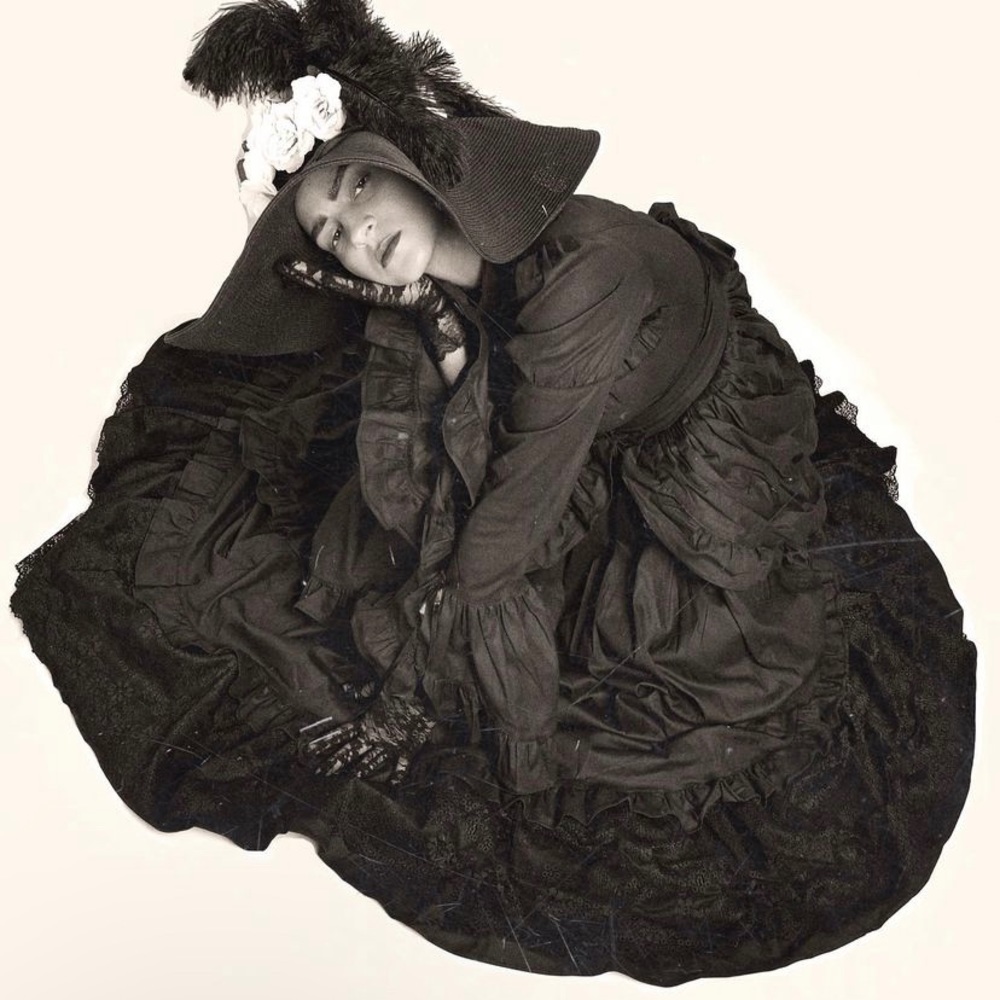 Vintage Black 1900 Victorian costume gown dress